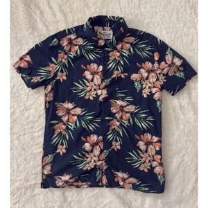 The Resort By Aeropostale Hawaiian Style Short Sleeve Shirt. Size Small. NWT